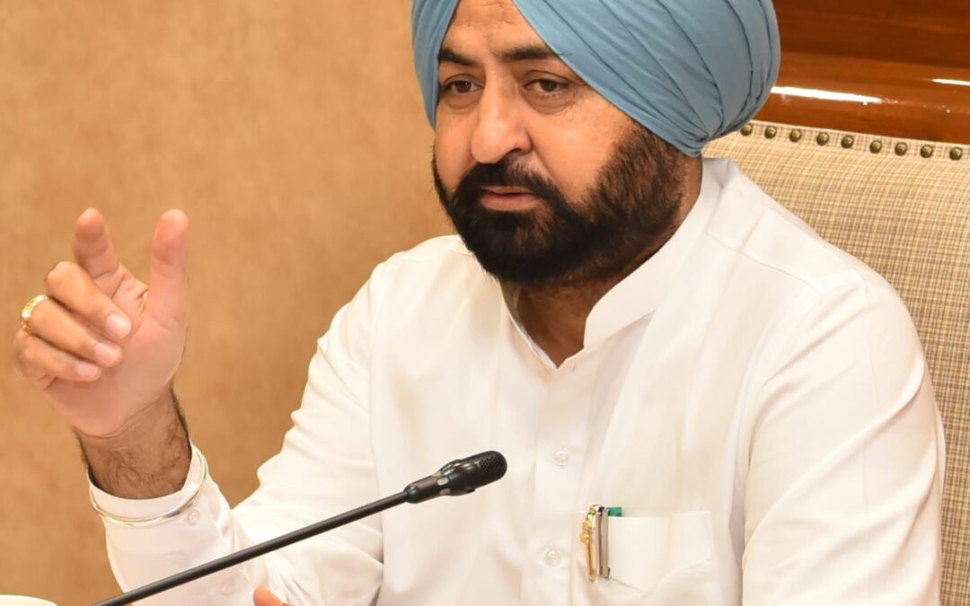 ਪੇਂਡੂ ਖੇਤਰਾਂ ਵਿੱਚ ਪੀਣ ਵਾਲੇ ਸਾਫ਼ ਪਾਣੀ ਅਤੇ ਸੈਨੀਟੇਸ਼ਨ ਸੇਵਾਵਾਂ ਨੂੰ ਯਕੀਨੀ ਬਣਾਇਆ ਜਾਵੇ: ਹਰਦੀਪ ਸਿੰਘ ਮੁੰਡੀਆਂ