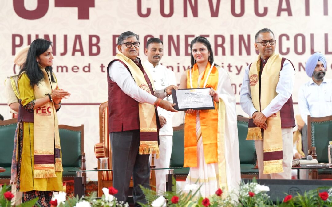 ਪੰਜਾਬ ਇੰਜੀਨੀਅਰਿੰਗ ਕਾਲਜ ਦੀ 54ਵੀਂ ਕਨਵੋਕੇਸ਼ਨ ਮੌਕੇ ਪੰਜਾਬ ਦੇ ਰਾਜਪਾਲ ਅਤੇ ਪ੍ਰਸ਼ਾਸਕ ਯੂਟੀ ਚੰਡੀਗੜ੍ਹ ਨੇ ਗ੍ਰੈਜੂਏਟਾਂ ਨੂੰ ਡਿਗਰੀਆਂ ਪ੍ਰਦਾਨ ਕੀਤੀਆਂ।