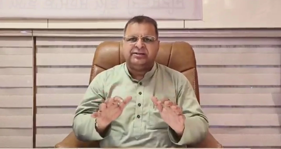 ਆਪ ਦਾ ਸੁਖਜਿੰਦਰ ਰੰਧਾਵਾ ਨੂੰ ਜਵਾਬ – ਤੁਸੀਂ  ਗੈਂਗਸਟਰ ਮੁਖਤਾਰ ਅੰਸਾਰੀ ਨੂੰ ਕਰੋੜਾਂ ਰੁਪਏ ਖਰਚ ਕੇ ਮਹਿਮਾਨ ਦੀ ਤਰ੍ਹਾਂ ਜੇਲ ‘ਚ ਰੱਖਿਆ ਸੀ