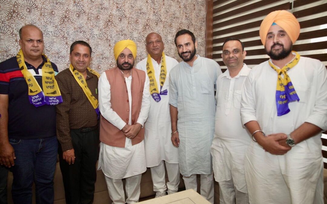 2022 ਦੀਆਂ ਚੋਣਾਂ ਲਈ ਬਰਨਾਲਾ ਤੋਂ ਭਾਜਪਾ ਦੇ ਉਮੀਦਵਾਰ ਧੀਰਜ ਦਦਾਹੂਰ ਹੋਏ ਆਪ ਵਿੱਚ ਸ਼ਾਮਲ