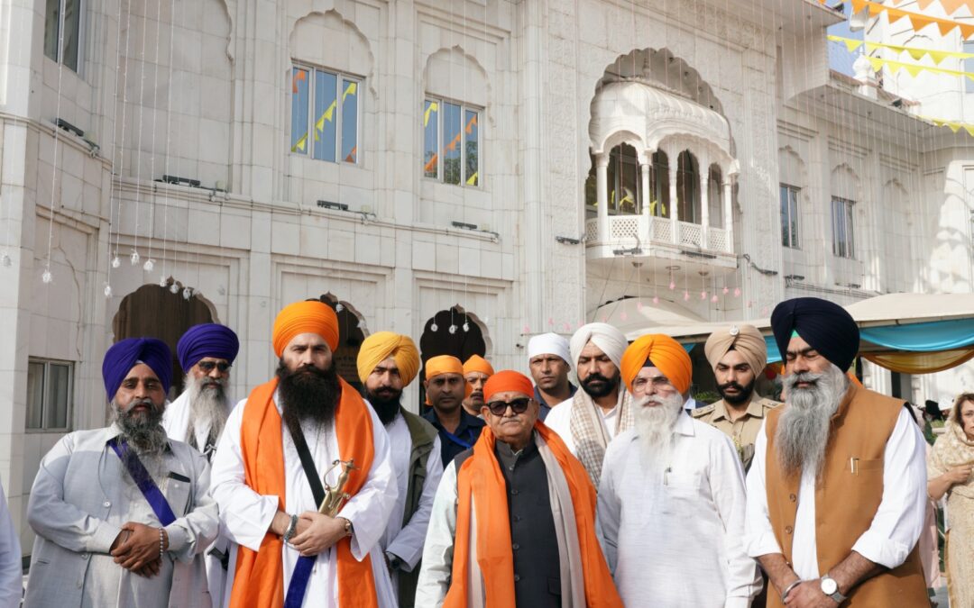 ਰਾਜਪਾਲ ਨੇ ਗੁਰਪੁਰਬ ਮੌਕੇ ਗੁਰਦੁਆਰਾ ਨਾਡਾ ਸਾਹਿਬ ਵਿਖੇ ਮੱਥਾ ਟੇਕਿਆ