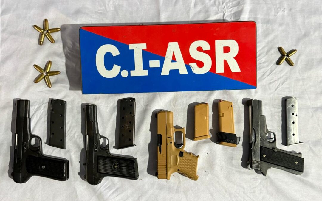 ਪੰਜਾਬ ਪੁਲਿਸ ਨੇ ਪੁਰਤਗਾਲ ਅਧਾਰਤ ਮੰਨੂ ਘਨਸ਼ਾਮਪੁਰੀਆ ਗੈਂਗ ਦੇ ਦੋ ਕਾਰਕੁਨਾਂ ਨੂੰ ਕੀਤਾ ਗ੍ਰਿਫ਼ਤਾਰ; ਗਲੌਕ ਸਮੇਤ ਚਾਰ ਪਿਸਤੌਲ ਬਰਾਮਦ