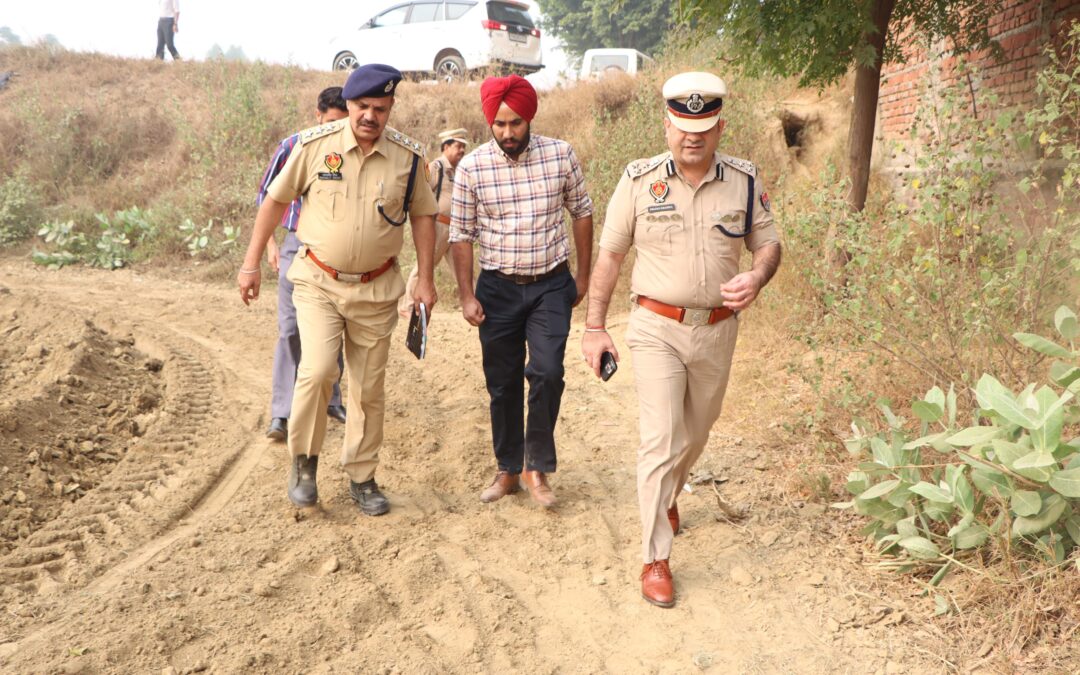 ਪੰਜਾਬ ਪੁਲਿਸ ਨੇ ਜਲੰਧਰ ਵਿੱਚ ਸੰਖੇਪ ਮੁਕਾਬਲੇ ਤੋਂ ਬਾਅਦ ਕੌਸ਼ਲ-ਬੰਬੀਹਾ ਗੈਂਗ ਦੇ ਦੋ ਖ਼ਤਰਨਾਕ ਗੈਂਗਸਟਰਾਂ ਨੂੰ ਕੀਤਾ ਗ੍ਰਿਫ਼ਤਾਰ; ਦੋ ਪਿਸਤੌਲ ਬਰਾਮਦ ਕੀਤੇ