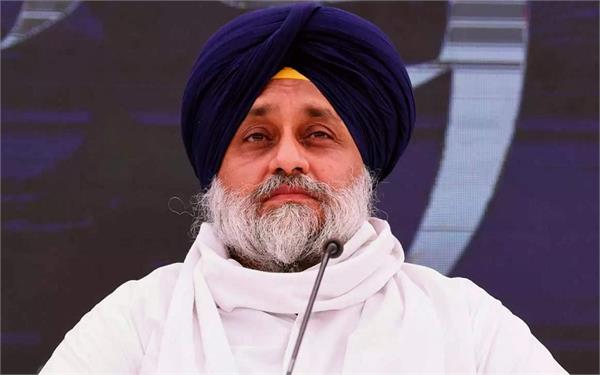 ਸੁਖਬੀਰ ਨੇ ਸ਼੍ਰੀਨਗਰ “ਰੋਸ” ‘ਤੇ ‘ਆਪ’ ਸਰਕਾਰ ‘ਤੇ ਵਿਅੰਗ ਕੱਸਿਆ