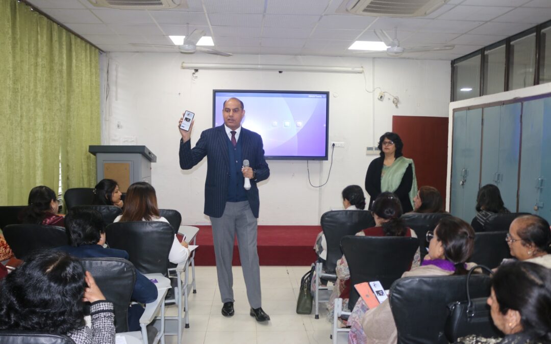 ਸੈਕਟਰ 32 ਦੇ ਖੇਤਰੀ ਇੰਸਟੀਚਿਊਟ ਆਫ਼ ਇੰਸਟੀਚਿਊਟ ਵਿਖੇ ਯੂਟੀ ਚੰਡੀਗੜ੍ਹ ਦੇ ਸਕੂਲ ਪ੍ਰਿੰਸੀਪਲਾਂ ਲਈ ਪੋਕਸੋ ਐਕਟ ਬਾਰੇ ਇੱਕ ਰੋਜ਼ਾ ਵਰਕਸ਼ਾਪ ਦਾ ਆਯੋਜਨ ਕੀਤਾ ਗਿਆ।