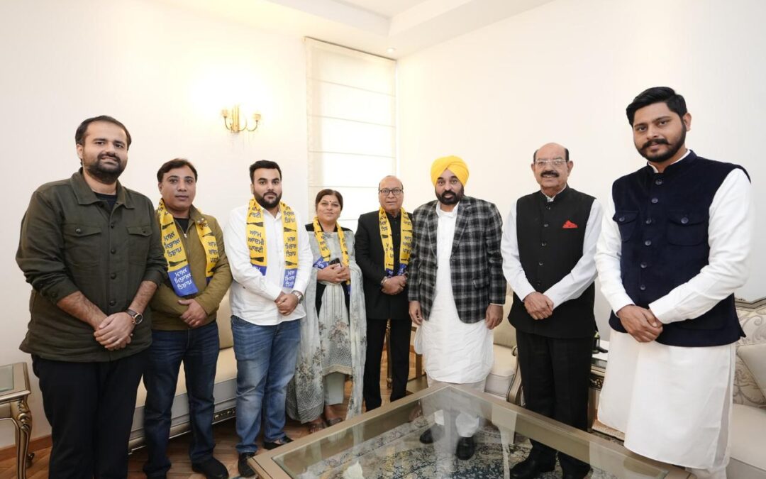 ਨਿਗਮ ਚੋਣਾਂ ਤੋਂ ਪਹਿਲਾਂ ਜਲੰਧਰ ‘ਚ ਕਾਂਗਰਸ ਨੂੰ ਵੱਡਾ ਝਟਕਾ, ਸਾਬਕਾ ਮੇਅਰ ਜਗਦੀਸ਼ ਰਾਜਾ ‘ਆਪ’ ‘ਚ ਸ਼ਾਮਲ