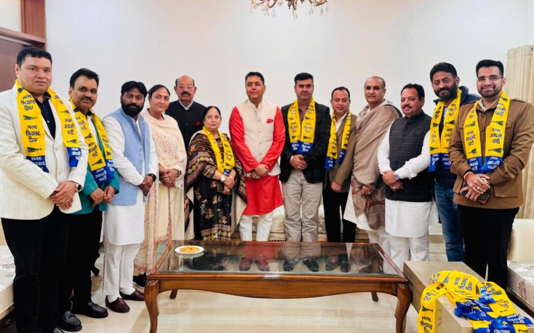 ਭਾਜਪਾ-ਕਾਂਗਰਸ ਨੂੰ ਝਟਕਾ!  ਸਾਬਕਾ ਕੌਂਸਲਰ ਸਮੇਤ ਕਈ ਆਗੂ ‘ਆਪ’ ਵਿੱਚ ਸ਼ਾਮਲ