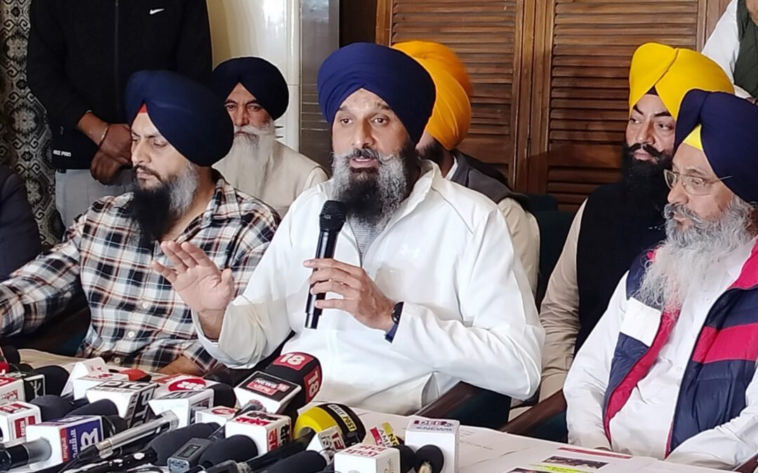 ਅਕਾਲੀ ਦਲ ਨੇ ਸ੍ਰੀ ਦਰਬਾਰ ਸਾਹਿਬ ਵਿਖੇ ਸਰਦਾਰ ਸੁਖਬੀਰ ਸਿੰਘ ਬਾਦਲ ’ਤੇ ਕਾਤਲਾਨਾ ਹਮਲੇ ਦੀ ਕੀਤੀ ਜ਼ੋਰਦਾਰ ਨਿਖੇਧੀ