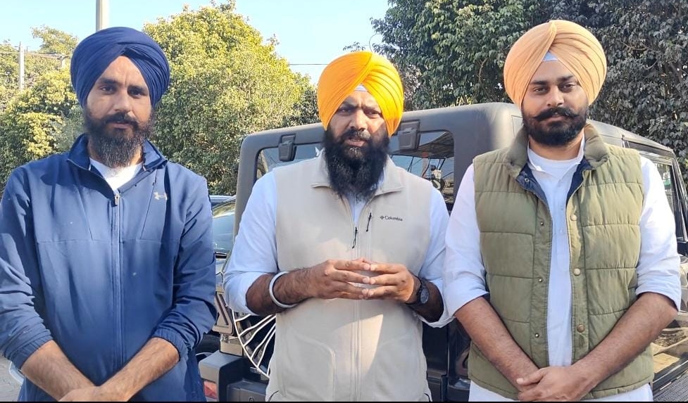 ਯੂਥ ਅਕਾਲੀ ਦਲ ਪ੍ਰਧਾਨ ਸਰਬਜੀਤ ਝਿੰਜਰ ਨੇ ਸੁਖਬੀਰ ਬਾਦਲ ‘ਤੇ ਹਮਲੇ ਪਿੱਛੇ ‘ਆਪ’ ਸਰਕਾਰ, ਏਜੰਸੀਆਂ ਅਤੇ ਅੱਤਵਾਦੀਆਂ ਦੀ ਮਿਲੀਭੁਗਤ ਹੋਣ ਦੀ ਸ਼ੰਕਾ ਜਤਾਈ