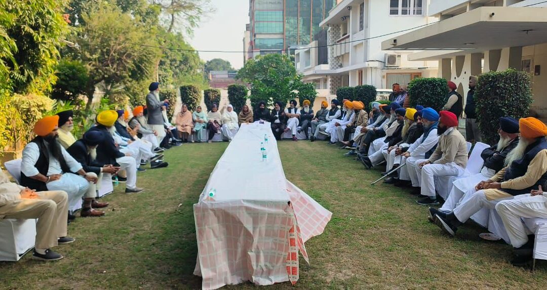 ਪਰਮ ਸਤਿਕਾਰਯੋਗ ਜਥੇਦਾਰ ਸ੍ਰੀ ਅਕਾਲ ਤਖਤ ਸਾਹਿਬ ਜੀਓ ।