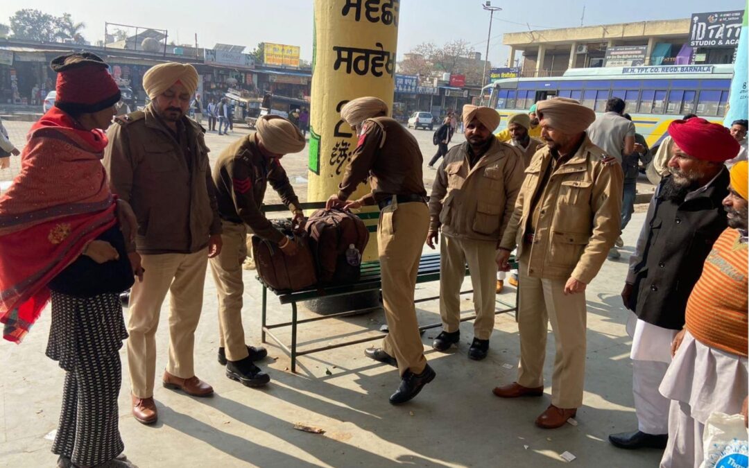 ਪੰਜਾਬ ਪੁਲਿਸ ਨੇ ਸੂਬੇ ਭਰ ਦੇ ਬੱਸ ਸਟੈਂਡਾਂ ‘ਤੇ ਤਲਾਸ਼ੀ ਮੁਹਿੰਮ ਚਲਾਈ
