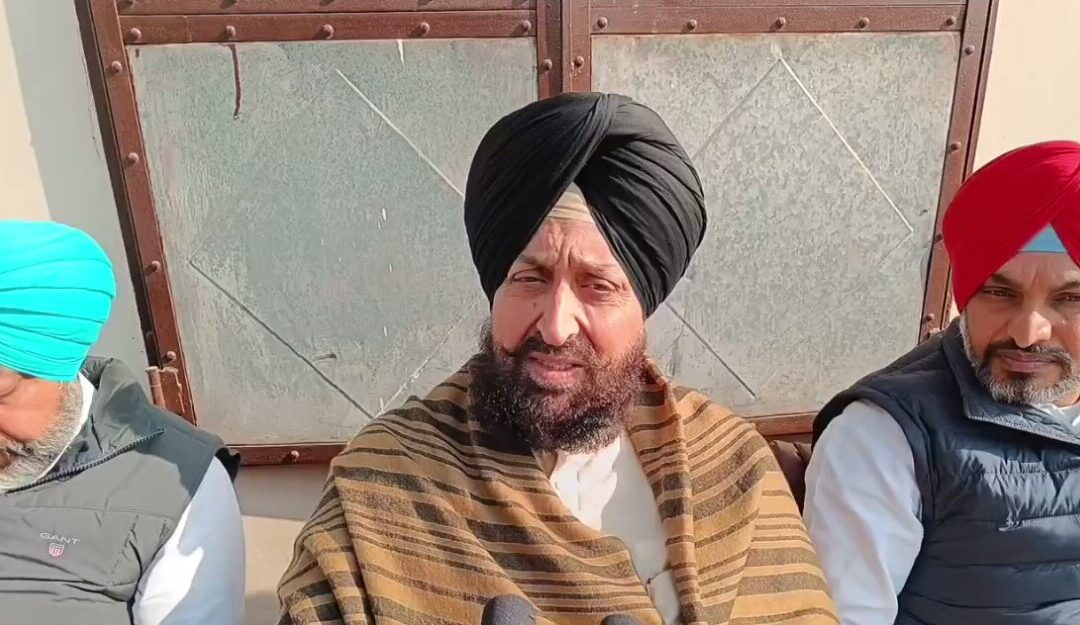 ਬਾਜਵਾ ਨੇ ਦਿੱਲੀ ਨੂੰ ਦਿੱਤੀ ਚੇਤਾਵਨੀ: ਕੇਜਰੀਵਾਲ ਦੇ ਵਾਅਦੇ ਧੋਖੇਬਾਜ਼ ਹਨ, ਪੰਜਾਬ ਦੇ ਤਜ਼ਰਬੇ ਦਾ ਦਿੱਤਾ ਹਵਾਲਾ