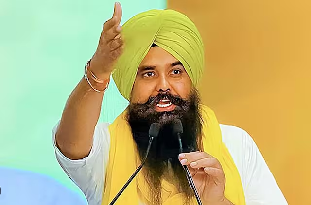 ਰਵਨੀਤ ਬਿੱਟੂ ਦੇ ਬਿਆਨ ‘ਤੇ ‘ਆਪ’ ਨੇ ਕਿਹਾ- ਭਾਜਪਾ ਲਗਾਤਾਰ ਪੰਜਾਬੀਆਂ ਨੂੰ ਬਦਨਾਮ ਕਰਨ ਦੀ ਕੋਸ਼ਿਸ਼ ਕਰ ਰਹੀ ਹੈ