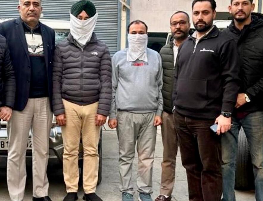 50000 ਰੁਪਏ ਰਿਸ਼ਵਤ ਲੈਣ ਦੇ ਦੋਸ਼ ਹੇਠ ਸਹਾਇਕ ਟਾਊਨ ਪਲਾਨਰ ਤੇ ਆਰਕੀਟੈਕਟ ਵਿਜੀਲੈਂਸ ਬਿਊਰੋ ਵੱਲੋਂ ਕਾਬੂ