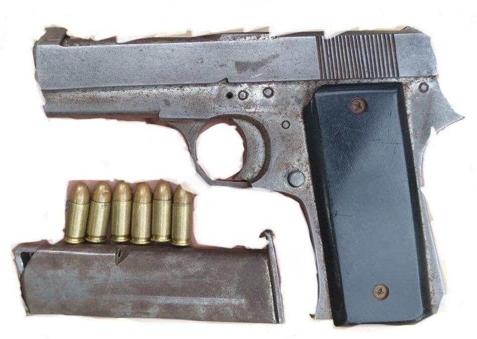 ਬਠਿੰਡਾ ਕਤਲ ਕਾਂਡ: ਪੰਜਾਬ ਪੁਲਿਸ ਨੇ ਗੁਰਪ੍ਰੀਤ ਸੇਖੋਂ ਗੈਂਗ ਦੇ ਚਾਰ ਗੁਰਗਿਆਂ ਨੂੰ ਕੀਤਾ ਗ੍ਰਿਫ਼ਤਾਰ; ਇੱਕ ਪਿਸਤੌਲ ਬਰਾਮਦ