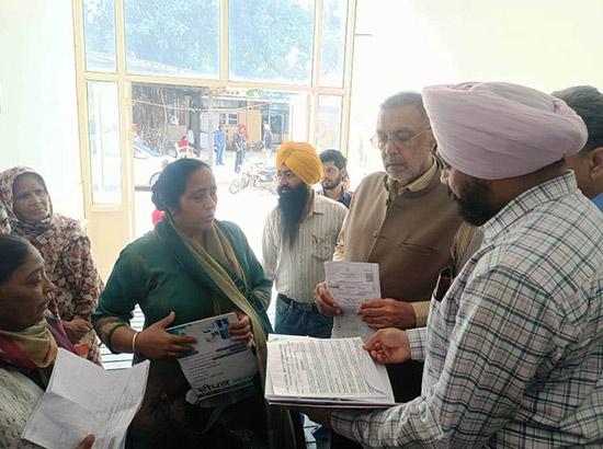 ਸਿਹਤ ਮੰਤਰੀ ਨੇ ਡਿਊਟੀ ‘ਚ ਕੁਤਾਹੀ ਵਿਰੁੱਧ ਅਪਣਾਇਆ ਸਖ਼ਤ ਰਵੱਈਆ: ਸਿਵਲ ਸਰਜਨ ਅਤੇ ਐਸ.ਐਮ.ਓ. ਫਤਿਹਗੜ੍ਹ ਸਾਹਿਬ ਨੂੰ ਕਾਰਨ ਦੱਸੋ ਨੋਟਿਸ ਜਾਰੀ