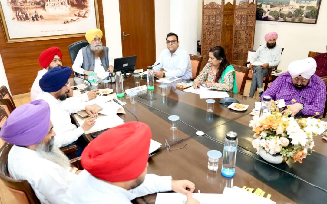 ਗੁਰਮੀਤ ਖੁੱਡੀਆਂ ਵੱਲੋਂ ਨਰਮੇ ਦੇ ਨਕਲੀ, ਝੋਨੇ ਦੇ ਅਣਅਧਿਕਾਰਤ ਹਾਈਬ੍ਰਿਡ ਬੀਜਾਂ ਦੀ ਵਿਕਰੀ ਖ਼ਿਲਾਫ਼ ਸਖ਼ਤੀ ਕਾਰਵਾਈ ਦੇ ਹੁਕਮ