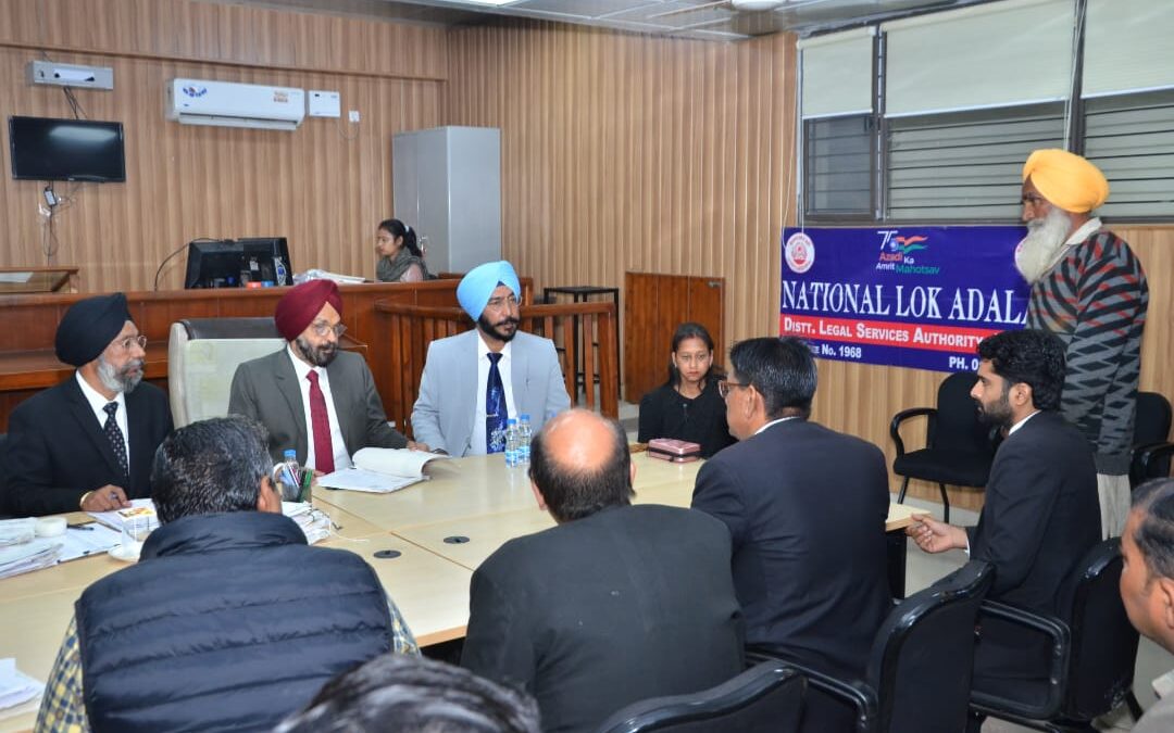ਪੰਜਾਬ ਭਰ ਵਿੱਚ ਲੱਗੀ ਰਾਸ਼ਟਰੀ ਲੋਕ ਅਦਾਲਤ : 394 ਬੈਂਚਾਂ ਨੇ 3.85 ਲੱਖ ਕੇਸਾਂ ਦੀ ਕੀਤੀ ਸੁਣਵਾਈ