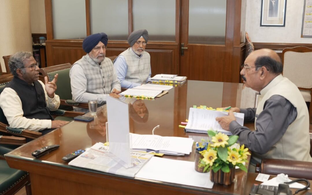 ਸਾਬਕਾ ਸੈਨਿਕਾਂ ਅਤੇ ਸ਼ਹੀਦ ਸੈਨਿਕਾਂ ਦੇ ਪਰਿਵਾਰਾਂ ਲਈ ਭਲਾਈ ਸਕੀਮਾਂ ਨੂੰ ਪ੍ਰਭਾਵਸ਼ਾਲੀ ਢੰਗ ਨਾਲ ਲਾਗੂ ਕਰਨਾ ਯਕੀਨੀ ਬਣਾਇਆ ਜਾਵੇ: ਮਹਿੰਦਰ ਭਗਤ ਵੱਲੋਂ ਅਧਿਕਾਰੀਆਂ ਨੂੰ ਨਿਰਦੇਸ਼
