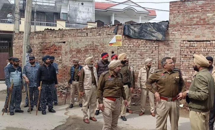 ਯੁੱਧ ਨਸ਼ਿਆਂ ਵਿਰੁੱਧ’ 25ਵੇਂ ਦਿਨ ਵੀ ਜਾਰੀ: ਪੰਜਾਬ ਪੁਲਿਸ ਵੱਲੋਂ 452 ਥਾਵਾਂ ‘ਤੇ ਛਾਪੇਮਾਰੀ, 69 ਨਸ਼ਾ ਤਸਕਰ ਕੀਤੇ ਗ੍ਰਿਫ਼ਤਾਰ