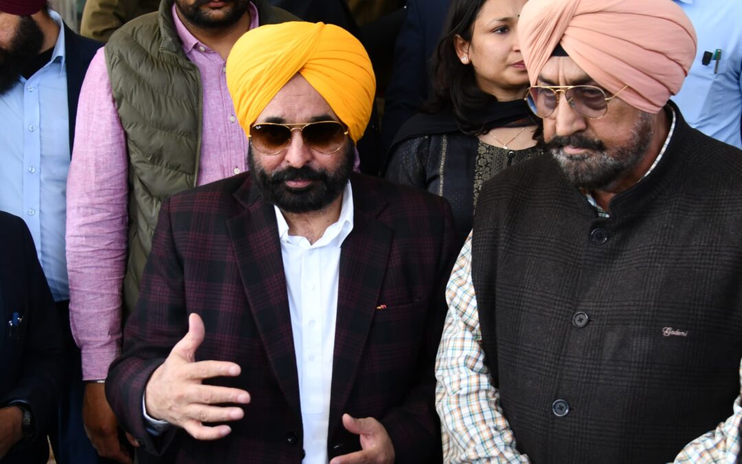 ਰਜਿਸਟਰੀਆਂ ਦਾ ਕੰਮ ਸ਼ੁਰੂ ਕਰਵਾਉਣ ਲਈ ਖਰੜ, ਬਨੂੜ ਅਤੇ ਜ਼ੀਰਕਪੁਰ ਦੇ ਤਹਿਸੀਲ ਦਫ਼ਤਰਾਂ ਦਾ ਤੂਫਾਨੀ ਦੌਰਾ