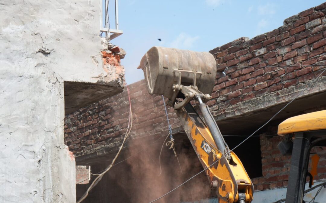 ਜ਼ਿਲ੍ਹਾ ਪ੍ਰਸ਼ਾਸਨ ਨੇ ਫਿਰ ਢਾਇਆ ਨਸ਼ਾ ਤਸਕਰ ਅਜੇ ਕੁਮਾਰ ਬਿੱਲੀ ਦਾ ਘਰ