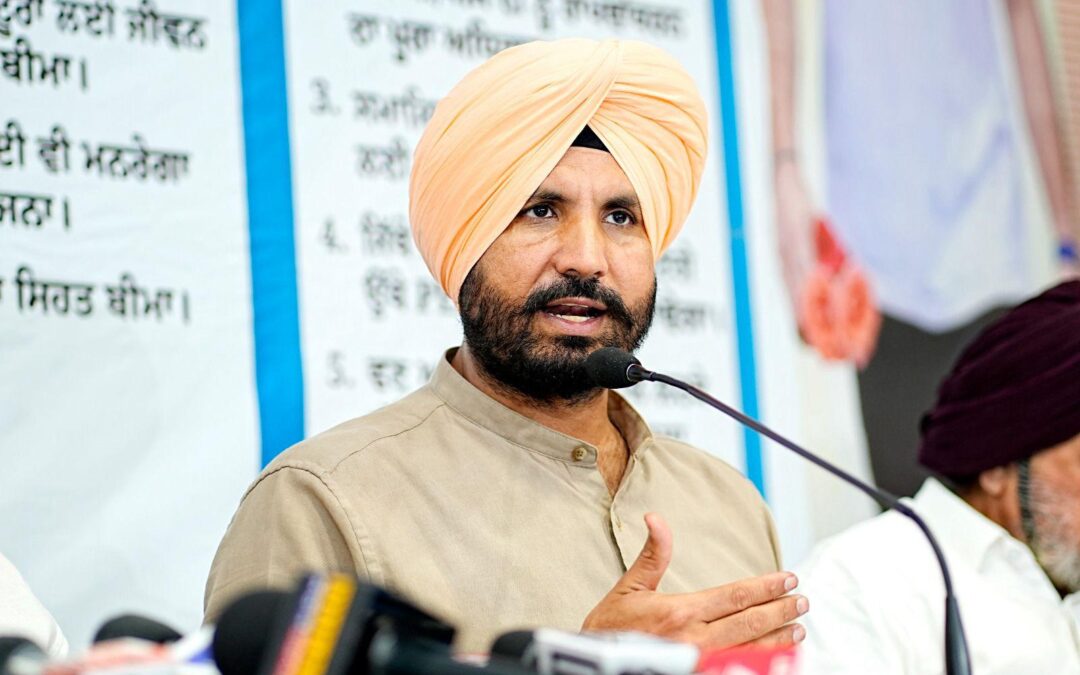 ਵੜਿੰਗ ਨੇ ਪੰਜਾਬ ਵਿੱਚ ਟੈਕਸ ਅੱਤਵਾਦ ਵਿਰੁੱਧ ਚੇਤਾਵਨੀ ਦਿੱਤੀ