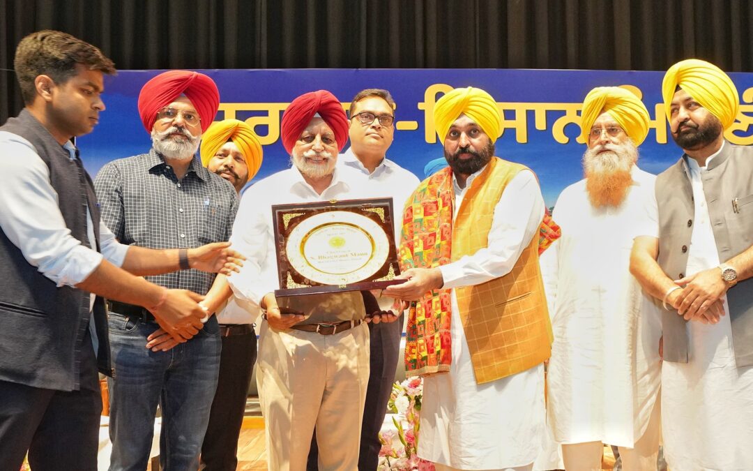 ‘ਆਪ’ ਸਰਕਾਰ ਕਿਸਾਨਾਂ ਨਾਲ ਖੜ੍ਹੀ ਹੈ ਅਤੇ ਕਿਸਾਨਾਂ ਦੇ ਮਸਲਿਆਂ ਲਈ ਲੜਦੀ ਰਹੇਗੀ: ਮੁੱਖ ਮੰਤਰੀ ਮਾਨ
