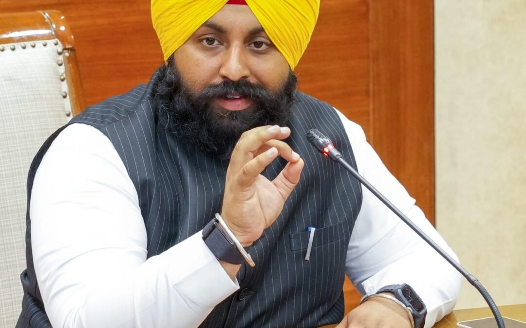 ਪੰਜਾਬ ਦੇ ਸਰਕਾਰੀ ਸਕੂਲਾਂ ਦੇ ਬੱਚਿਆਂ ਨੇ ਮਾਰੀ ਬਾਜ਼ੀ:  260 ਵਿਦਿਆਰਥੀਆਂ ਵੱਲੋਂ ਜੇ.ਈ.ਈ. (ਮੇਨਜ਼) ਪ੍ਰੀਖਿਆ ਪਾਸ