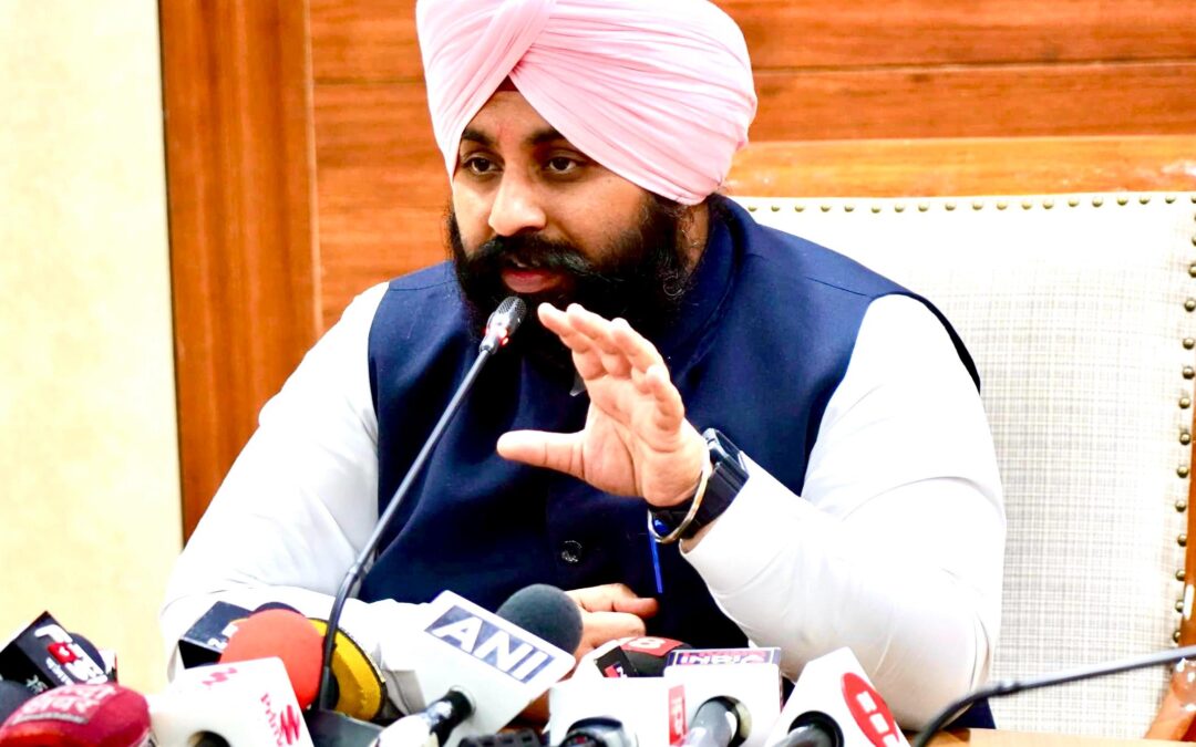 ‘ਸਿੱਖਿਆ ਕ੍ਰਾਂਤੀ’: ਪੰਜਾਬ ਦੇ 12 ਹਜ਼ਾਰ ਸਰਕਾਰੀ ਸਕੂਲਾਂ ਵਿੱਚ 2,000 ਕਰੋੜ ਰੁਪਏ ਦੀ ਲਾਗਤ ਨਾਲ ਮੁਕੰਮਲ ਹੋਏ ਬੁਨਿਆਦੀ ਢਾਂਚਾ ਪ੍ਰਾਜੈਕਟ ਕੀਤੇ ਜਾਣਗੇ ਲੋਕਾਂ ਨੂੰ ਸਮਰਪਿਤ