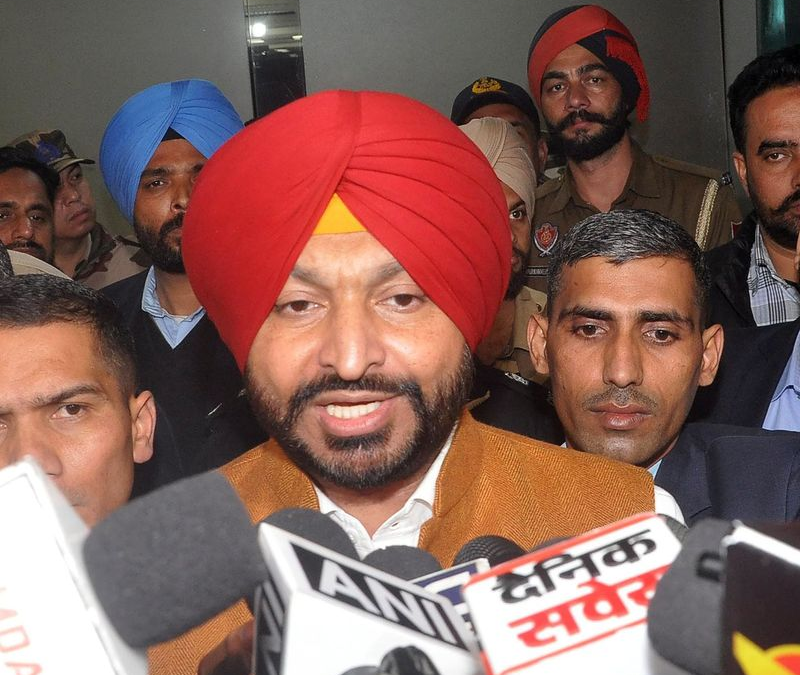 ਕੇਂਦਰੀ ਮੰਤਰੀ ਰਵਨੀਤ ਬਿੱਟੂ ਨੇ ਭਾਖੜਾ ਡੈਮਾਂ ‘ਤੇ ਸੀ ਆਈ ਐਸ ਐਫ ਤਾਇਨਾਤੀ ਦੇ ਮਾਮਲੇ ‘ਤੇ ਮੁੱਖ ਮੰਤਰੀ ਭਗਵੰਤ ਮਾਨ ਵਲੋਂ ਵਿਵਾਦ ਪੈਦਾ ਕਰਨ ਦੀ ਨਿੰਦਾ ਕੀਤੀ