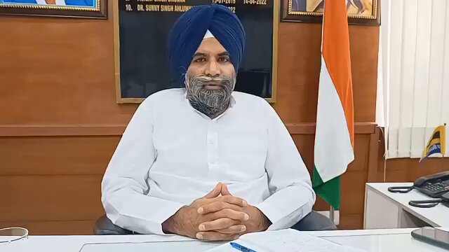 ਕੀ ਬਾਜਵਾ ਇਹ ਦੱਸਣਗੇ ਕਿ ਉਨ੍ਹਾਂ ਦੀ ਨਿੱਜਤਾ ਪੰਜਾਬ ਦੀ ਸੁਰੱਖਿਆ ਨਾਲੋਂ ਜ਼ਿਆਦਾ ਮਹੱਤਵਪੂਰਨ ਹੈ?-ਸੰਨੀ ਆਹਲੂਵਾਲੀਆ