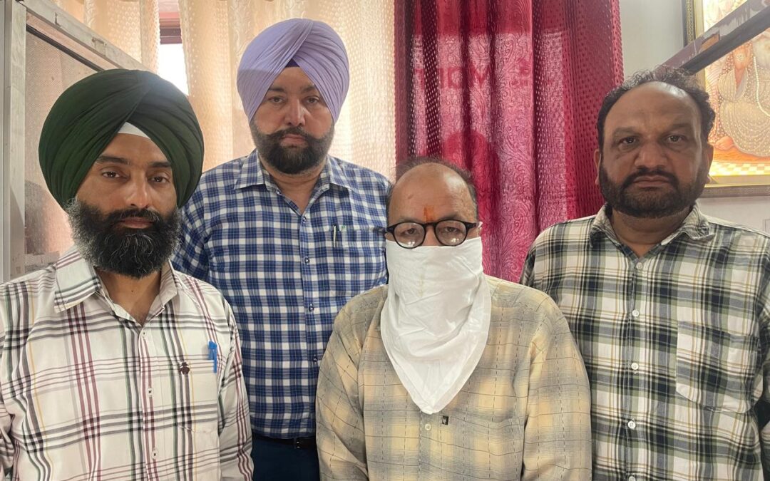 3.50 ਲੱਖ ਰੁਪਏ ਰਿਸ਼ਵਤ ਲੈਂਦਾ ਹੋਮਿਓਪੈਥਿਕ ਡਾਕਟਰ ਵਿਜੀਲੈਂਸ ਬਿਊਰੋ ਵੱਲੋਂ ਗ੍ਰਿਫ਼ਤਾਰ