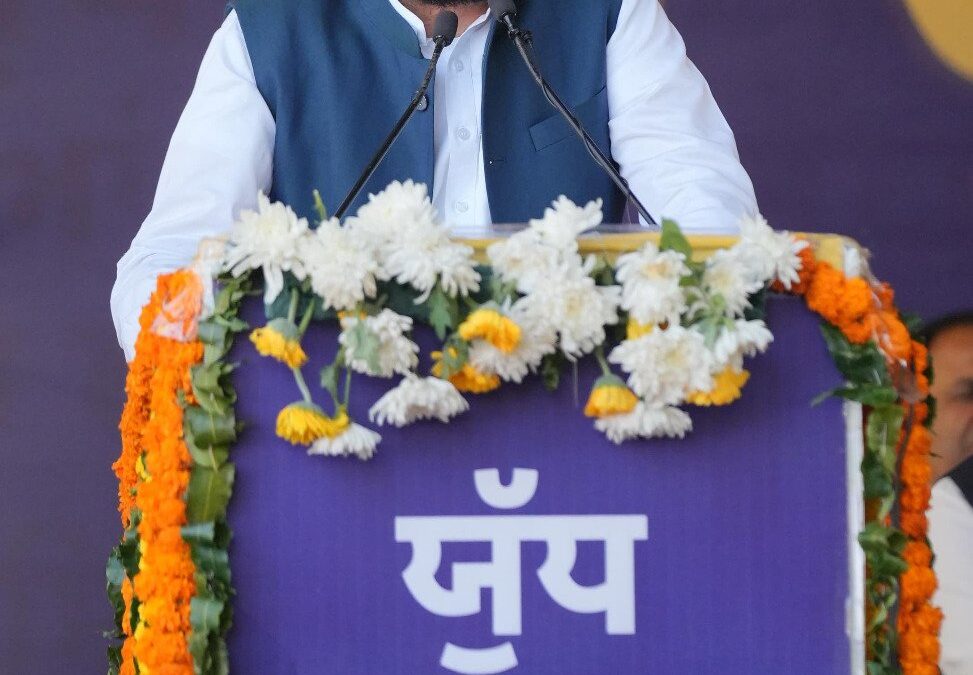 ਨਸ਼ਾ ਤਸਕਰਾਂ ਨੂੰ ਭਗਵੰਤ ਮਾਨ ਦੀ ਚੇਤਾਵਨੀ -“ਨਸ਼ਾ ਤਸਕਰ ਇਹ ਭੁੱਲ ਜਾਣ ਕਿ ਉਨ੍ਹਾਂ ਨੂੰ ਚੈਨ ਨਾਲ ਜਿਊਣ ਦੇਵਾਂਗੇ!”