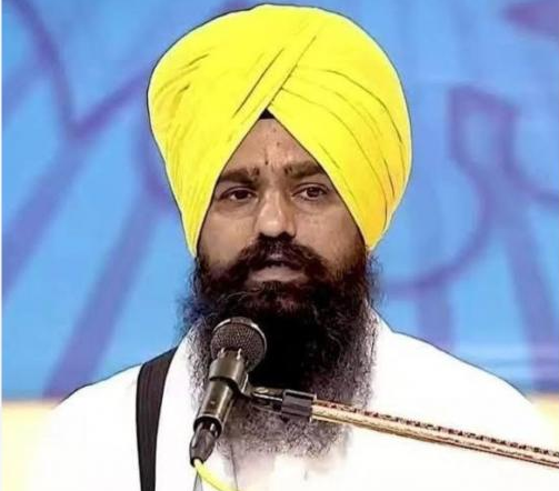 ਤਰਨ ਤਾਰਨ ਜ਼ਿਲ੍ਹੇ ਦੇ ਕੰਗ ਪਿੰਡ ਪੁੱਜੇ ਜਥੇਦਾਰ ਸ੍ਰੀ ਅਕਾਲ ਤਖ਼ਤ ਸਾਹਿਬ; ਸਿੱਖ ਬੀਬੀ ਦੇ ਕਤਲ ਮਾਮਲੇ ’ਚ ਪਰਿਵਾਰ ਨਾਲ ਕੀਤਾ ਦੁੱਖ ਸਾਂਝਾ