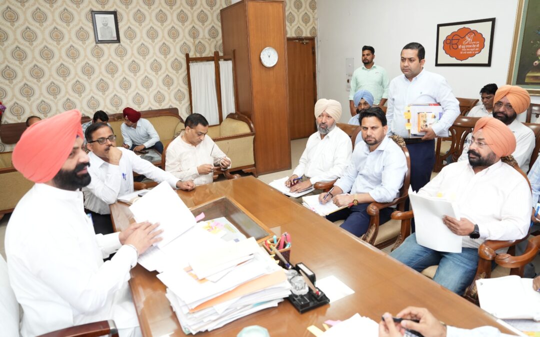 ਟਰਾਂਸਪੋਰਟ ਮੰਤਰੀ ਲਾਲਜੀਤ ਸਿੰਘ ਭੁੱਲਰ ਵੱਲੋਂ ਪੰਜਾਬ ‘ਚ ਈ.ਵੀ. ਬੱਸਾਂ ਚਲਾਉਣ ਅਤੇ ਈਕੋ ਸਿਸਟਮ ਨੂੰ ਪ੍ਰਮੋਟ ਕਰਨ ‘ਤੇ ਜ਼ੋਰ