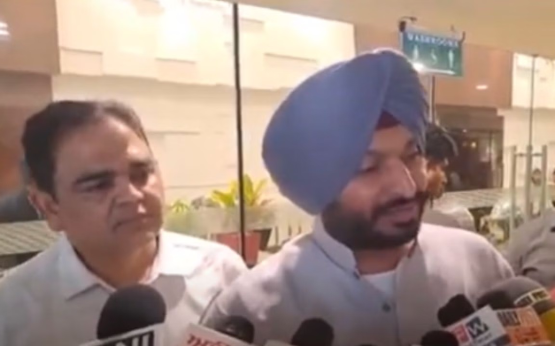 ਰਵਨੀਤ ਬਿੱਟੂ ਨੇ  ਕਿਸਾਨ ਆਗੂ ਡੱਲੇਵਾਲ ਦਾ ਭੁੱਖ ਹੜਤਾਲ ਖਤਮ ਕਰਨ ਲਈ ਧੰਨਵਾਦ ਕੀਤਾ, ਕੇਂਦਰ ਨਾਲ ਗੱਲਬਾਤ ਦੇ ਸਕਾਰਾਤਮਕ ਨਤੀਜੇ ਦਾ ਵਾਅਦਾ ਕੀਤਾ