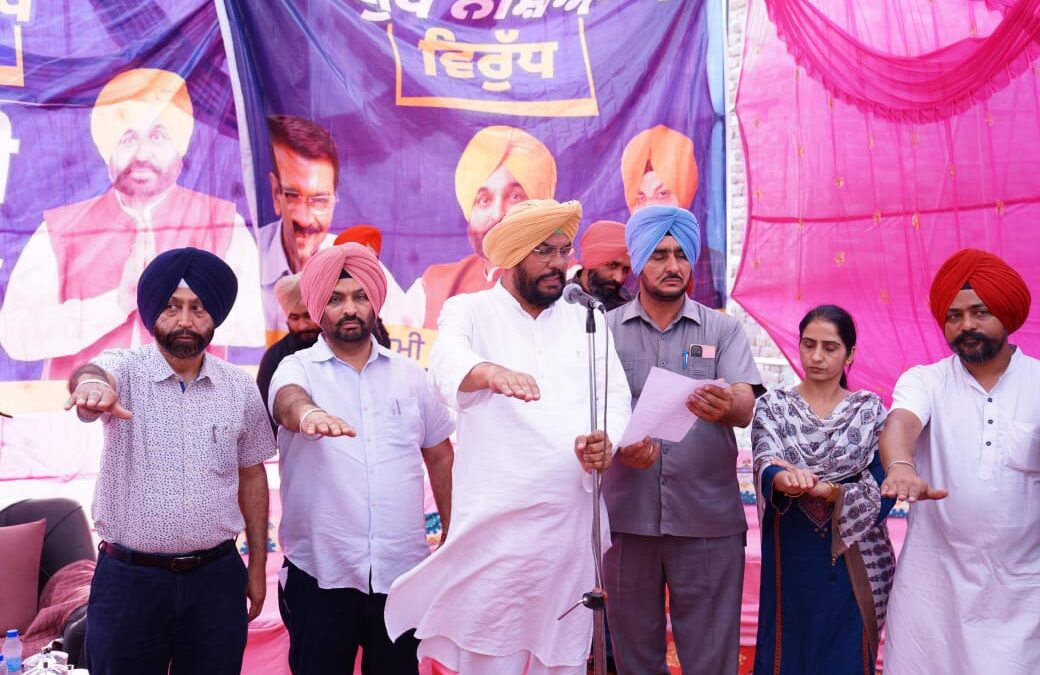 ‘ਆਪ’ ਆਗੂਆਂ ਦੀ ‘ਨਸ਼ਾ ਮੁਕਤੀ ਯਾਤਰਾ’, ਹਜ਼ਾਰਾਂ ਲੋਕਾਂ ਨੇ ਨਸ਼ਾ ਨਾ ਕਰਨ ਦੀ ਚੁੱਕੀ ਸਹੁੰ