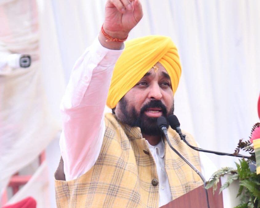 ਅਰਵਿੰਦ ਕੇਜਰੀਵਾਲ ਅਤੇ ਭਗਵੰਤ ਮਾਨ ਨੇ ਪੰਜਾਬ ਵਿੱਚੋਂ ਨਸ਼ਿਆਂ ਦੇ ਖਾਤਮੇ ਲਈ ਆਪਣੀ ਵਚਨਬੱਧਤਾ ਦੁਹਰਾਈ