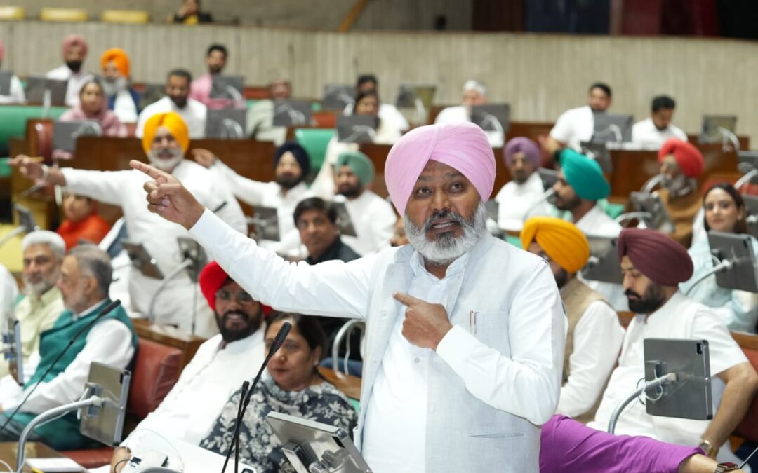 ਪੰਜਾਬ ਦੇ ਪਾਣੀਆਂ ਦਾ ਮੁੱਦਾ: ਚੀਮਾ ਵੱਲੋਂ ਭਾਜਪਾ ਅਤੇ ਕਾਂਗਰਸ ਪਾਰਟੀਆਂ ਨੂੰ ਆਪਣੀਆਂ ਗਲਤੀਆਂ ਸਵੀਕਾਰ ਕੇ ਪੰਜਾਬ ਦੇ ਲੋਕਾਂ ਤੋਂ ਮੁਆਫ਼ੀ ਮੰਗਣ ਦੀ ਚੁਣੌਤੀ