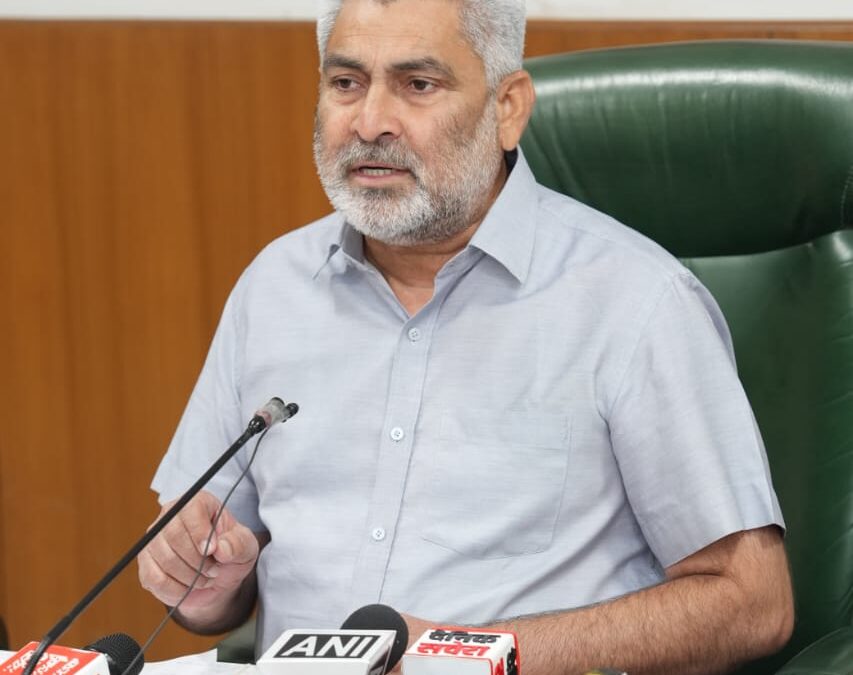 ਸੂਬੇ ਦੀਆਂ ਅਨਾਜ ਮੰਡੀਆਂ ਵਿੱਚ ਪਹੁੰਚੀ ਕਣਕ ਦੀ 100 ਫੀਸਦੀ ਖ਼ਰੀਦ ਕੀਤੀ : ਲਾਲ ਚੰਦ ਕਟਾਰੂਚੱਕ