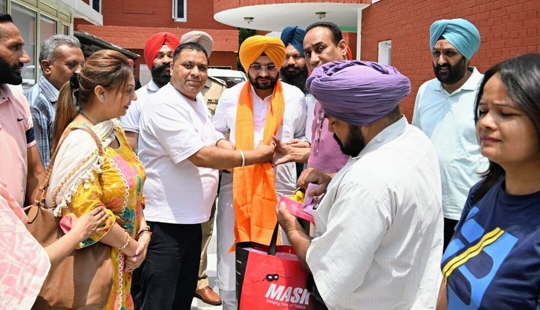 ਆਪ ਸਰਕਾਰ ਦਾ ਵੱਡਾ ਕਦਮ: ਜ਼ਿਲ੍ਹਾ ਪ੍ਰੀਸ਼ਦ ਅਧੀਨ ਪੇਂਡੂ ਡਿਸਪੈਂਸਰੀਆਂ ਵਿੱਚ ਕੰਮ ਕਰਦੇ ਮੁਲਾਜ਼ਮਾਂ ਦੀ ਫੜ੍ਹੀ ਬਾਂਹ