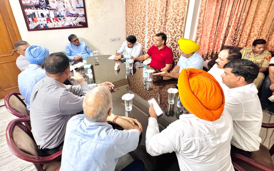 ਯੂਟੀ ਚੰਡੀਗੜ੍ਹ ਦੇ ਪ੍ਰਸ਼ਾਸਕ ਨੇ ਸੈਕਟਰ-26 ਦੇ ਚੰਡੀਗੜ੍ਹ ਟਰਾਂਸਪੋਰਟ ਏਰੀਆ ਦਾ ਦੌਰਾ ਕੀਤਾ