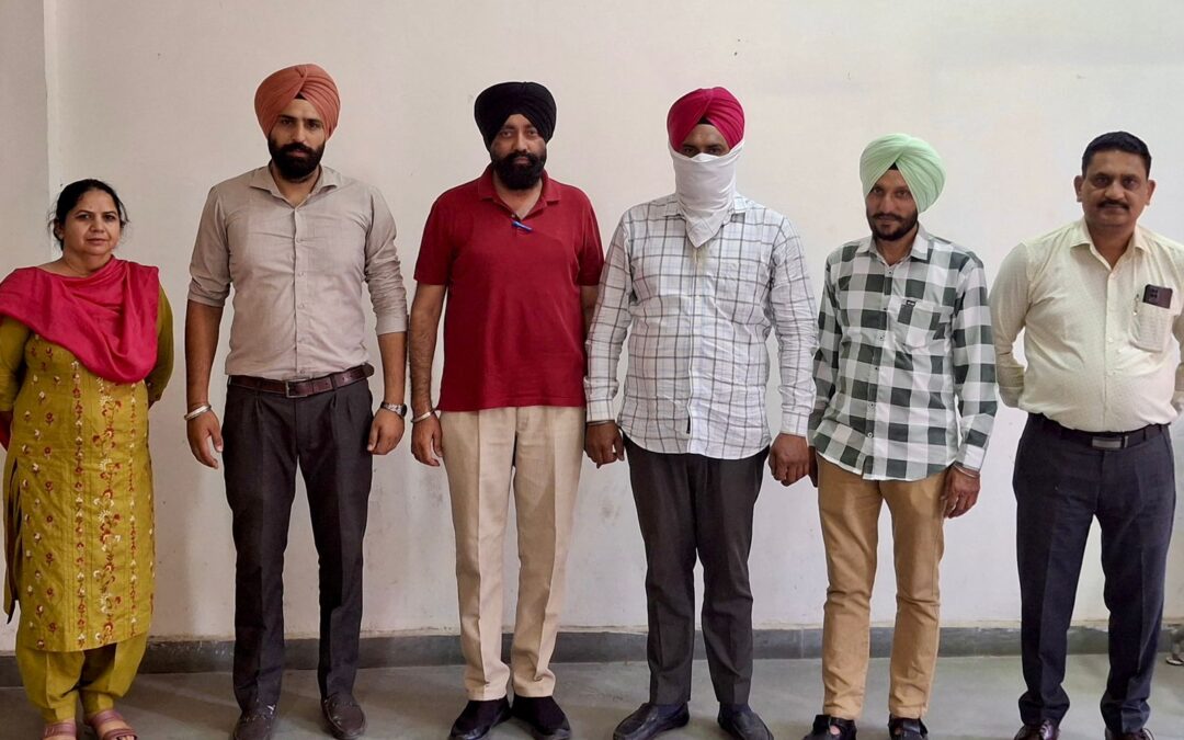ਵਿਜੀਲੈਂਸ ਬਿਊਰੋ ਨੇ 60,000 ਰੁਪਏ ਦੀ ਰਿਸ਼ਵਤਖੋਰੀ ਦੇ ਮਾਮਲੇ ਵਿੱਚ ਬੀਡੀਪੀਓ ਦਫ਼ਤਰ ਸੁਪਰਡੈਂਟ ਨੂੰ ਗ੍ਰਿਫ਼ਤਾਰ ਕੀਤਾ