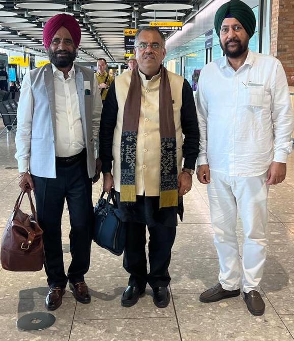 ਕੇਂਦਰੀ ਮੰਤਰੀ ਹਰਦੀਪ ਪੁਰੀ ਦੀ ਅਗਵਾਈ ਹੇਠ ਇੱਕ ਉੱਚ ਪੱਧਰੀ ਭਾਰਤੀ ਵਫ਼ਦ ਆਇਰਲੈਂਡ ਪਹੁੰਚਿਆ, ਭਾਜਪਾ ਦੇ ਰਾਸ਼ਟਰੀ ਜਨਰਲ ਸਕੱਤਰ ਤਰੁਣ ਚੁੱਘ ਸਮੇਤ 5 ਰਾਜਾਂ ਦੇ ਵਿਧਾਇਕ ਮੌਜੂਦ ਰਹਿਣਗੇ
