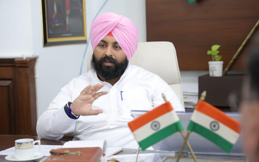 ਨੌਜਵਾਨਾਂ ਨੂੰ ਹੁਨਰਮੰਦ ਬਣਾਉਣ ਲਈ ਪੰਜਾਬ ਸਰਕਾਰ ਦੀ ਵੱਡੀ ਪਹਿਲ: ਆਈ.ਟੀ.ਆਈਜ਼. ਵਿੱਚ 814 ਨਵੇਂ ਟਰੇਡ ਸ਼ੁਰੂ, ਸੀਟਾਂ ਵਿੱਚ ਕੀਤਾ 50 ਫ਼ੀਸਦ ਵਾਧਾ