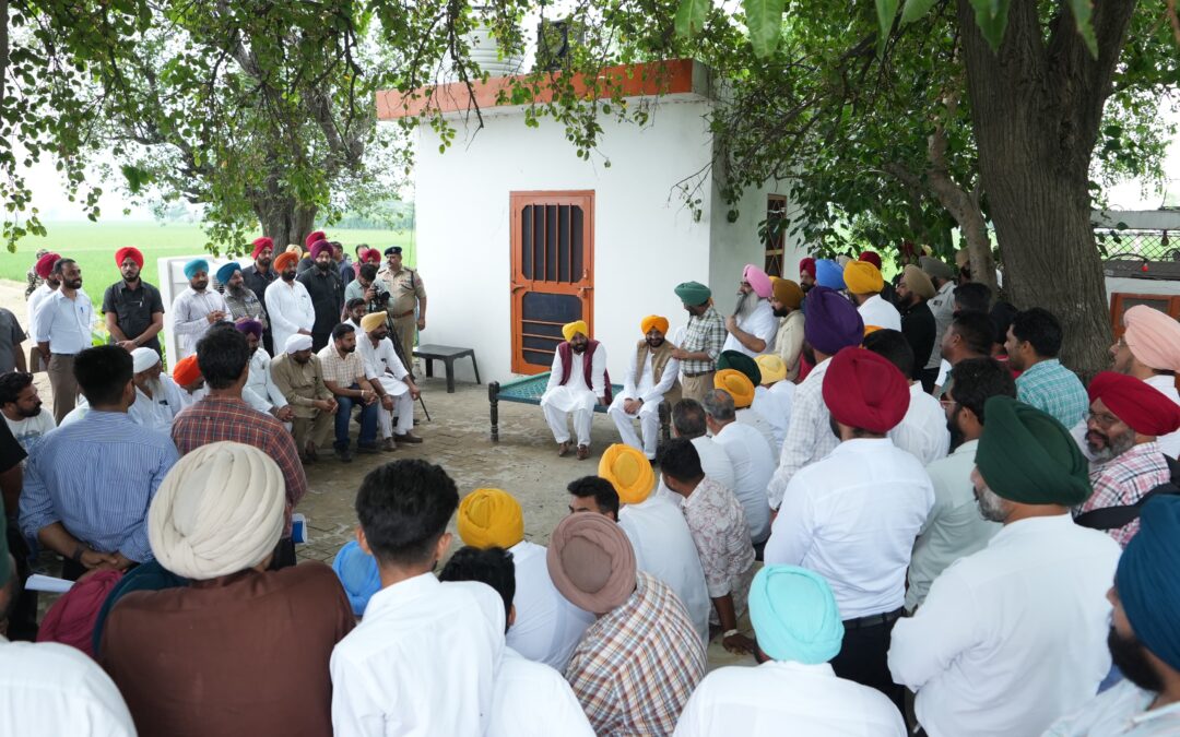 ਮੁੱਖ ਮੰਤਰੀ ਨੇ ਰੁੱਖਾਂ ਦੀ ਛਾਂ ਹੇਠ ਬੈਠ ਕੇ ਪੰਜਾਬ ਦੇ ਲੋਕਾਂ ਨਾਲ ਕੀਤੀ ਗੱਲਬਾਤ
