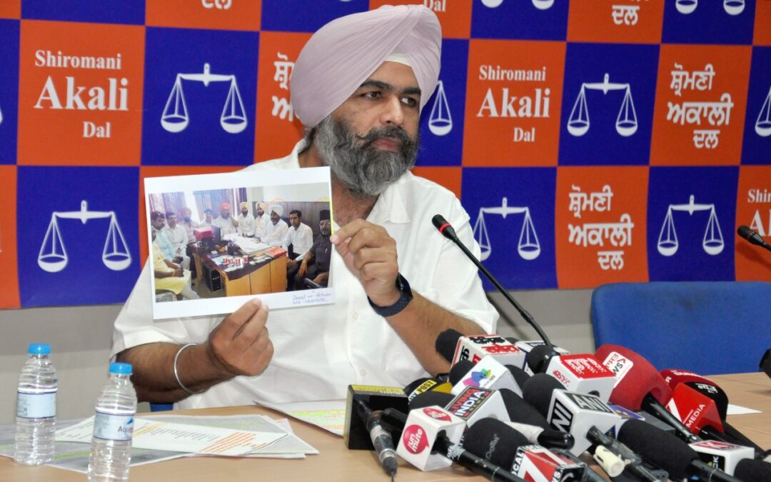 ਮਾਲੇਰਕੋਟਲਾ ਦੇ ਜਿਸ ਵਿਧਾਇਕ ਨੇ ਕੁਰਾਨ ਸ਼ਰੀਫ ਦੀ ਬੇਅਦਬੀ ਮਾਮਲੇ ਵਿਚ ਮੁੱਖ ਦੋਸ਼ੀ ਦੀ ਸਰਗਰਮ ਹਮਾਇਤ ਕੀਤੀ, ਉਸਨੂੰ ਬੇਅਦਬੀ ਵਿਰੋਧੀ ਬਿੱਲ ਦੀ ਸਲੈਕਟ ਕਮੇਟੀ ਦਾ ਮੈਂਬਰ ਕਿਉਂ ਬਣਾਇਆ ਗਿਆ ?