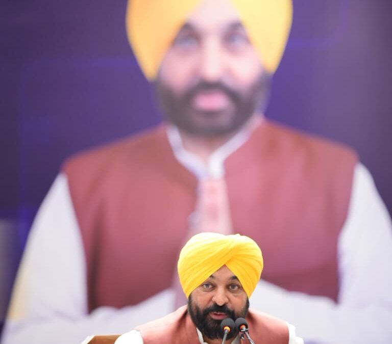 ਮੁੱਖ ਮੰਤਰੀ ਵੱਲੋਂ ਗਵਰਨੈਂਸ ਫੈਲੋਜ਼ ਨੂੰ ਸੂਬਾ ਸਰਕਾਰ ਦੀਆਂ ਪ੍ਰਮੁੱਖ ਸਕੀਮਾਂ ਦੇ ਲਾਭ ਲੋਕਾਂ ਤੱਕ ਪਹੁੰਚਾਉਣ ਲਈ ਪੁਲ ਵਜੋਂ ਵਿਚਰਨ ਦਾ ਸੱਦਾ