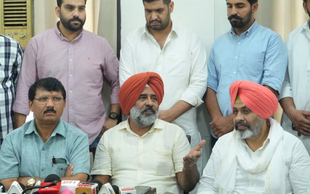 ਪੰਜਾਬ ਦੇ ਲੋਕ ਉਨ੍ਹਾਂ ਲੋਕਾਂ ਨੂੰ ਕਦੇ ਮੁਆਫ਼ ਨਹੀਂ ਕਰਨਗੇ ਜਿਨ੍ਹਾਂ ਨੇ ਹੜ੍ਹਾਂ ਵਿੱਚ ਲੋਕਾਂ ਨੂੰ ਇਕੱਲਾ ਛੱਡ ਦਿੱਤਾ ਅਤੇ ਬੇਅਦਬੀ ਮਾਮਲਿਆਂ ਵਿੱਚ ਇਨਸਾਫ਼ ਤੋਂ ਮੂੰਹ ਮੋੜ ਲਿਆ: ਪਦਮਸ਼੍ਰੀ ਪਰਗਟ ਸਿੰਘ